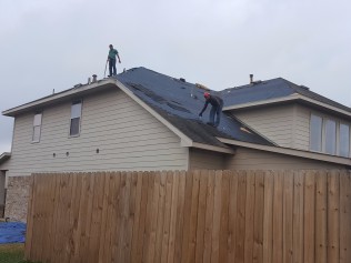 Top Asphalt Shingle Roofing in Baytown, TX